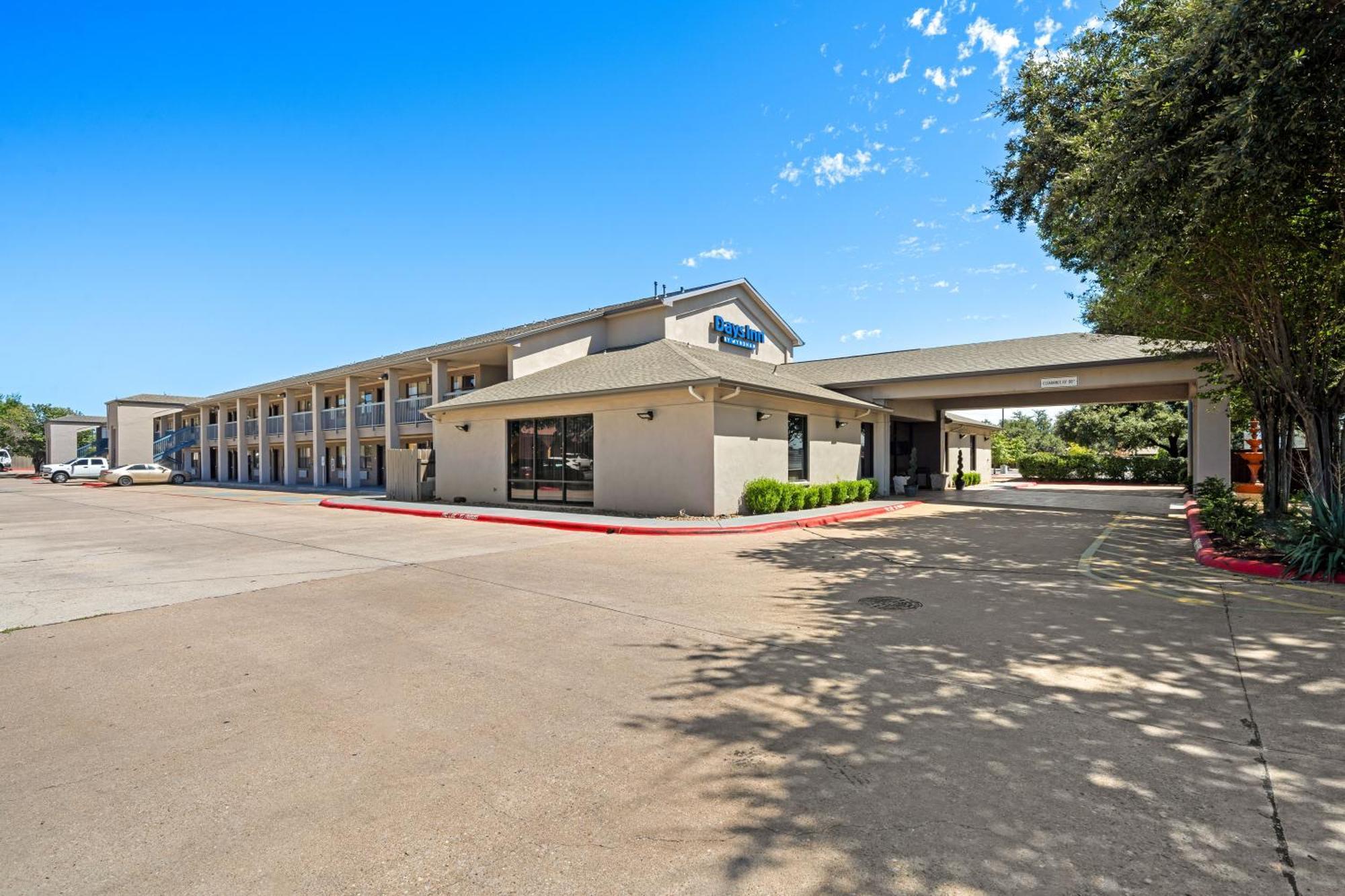 Days Inn By Wyndham ראונד רוק מראה חיצוני תמונה